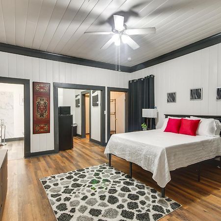 Modern Greenwood Studio Less Than 1 Mi To Downtown! מראה חיצוני תמונה
